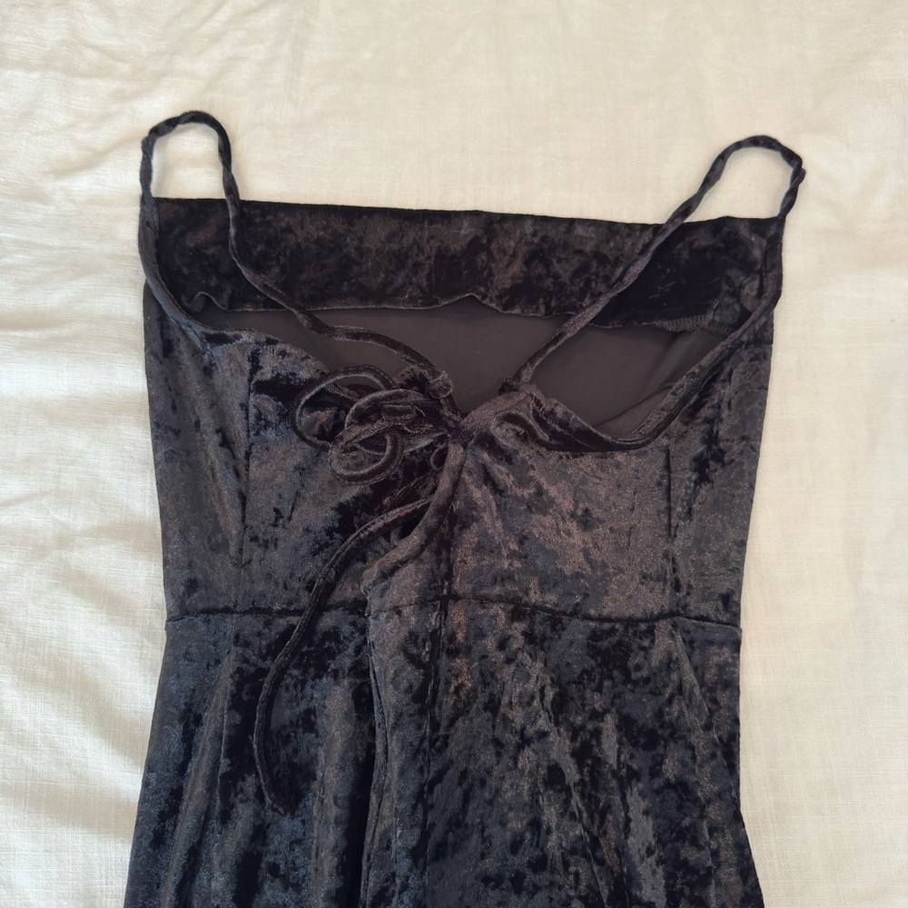 VELVET MIDI DRESS - Picture 5 of 7